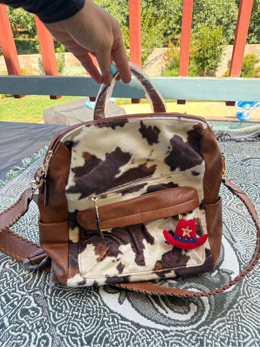 NEW Jen & Co. AMELIA BACKPACK WITH GUITAR STRAP